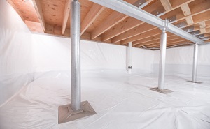 Crawl space structural support jacks installed in Vernal