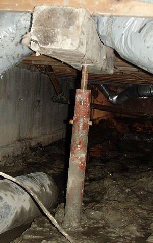 A floor joist support or joist brace system