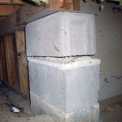 Collapsing crawl space support pillars Spanish Fork
