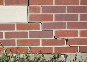 a foundation wall crack on a Spanish Fork home.